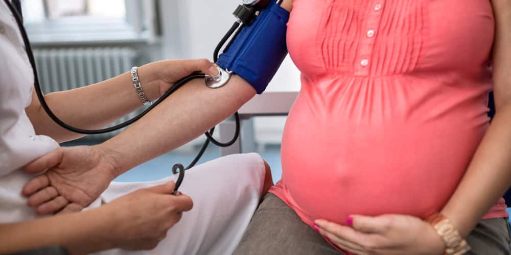 Pre-eclampsia / Hypertension in Pregnancy, High-Risk OBGYN Dr. Rad