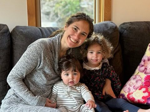 Amanda Wolin, Delilah 3, Peyton 9 mos